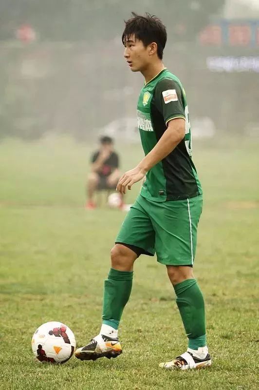 开云中国-武汉三镇的斯坦丘离队